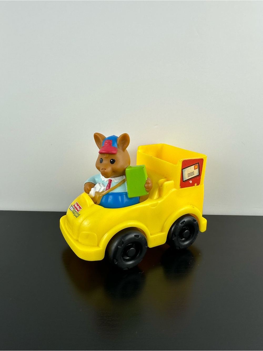 Little People Rita Letta Kangaroo Animalville Mail Carrier 2009 Yellow Truck